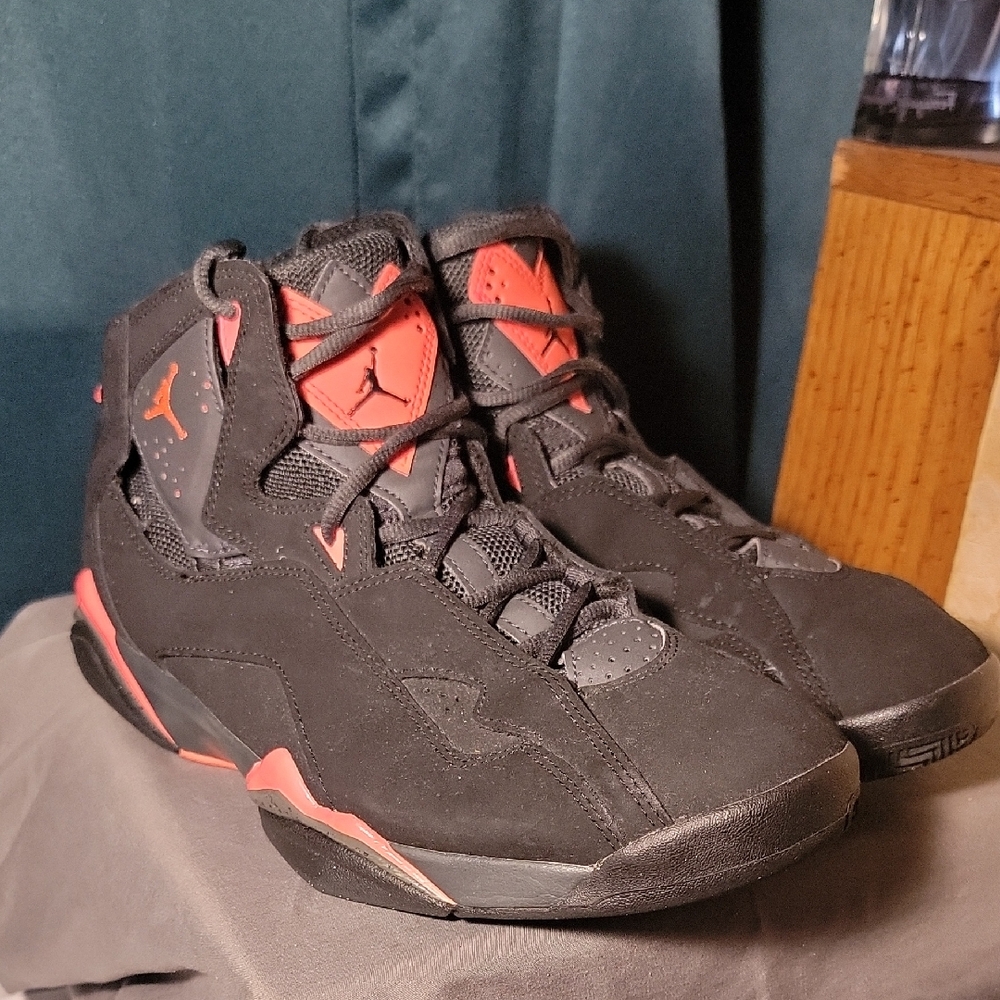 Jordan True Flight 'Infared'